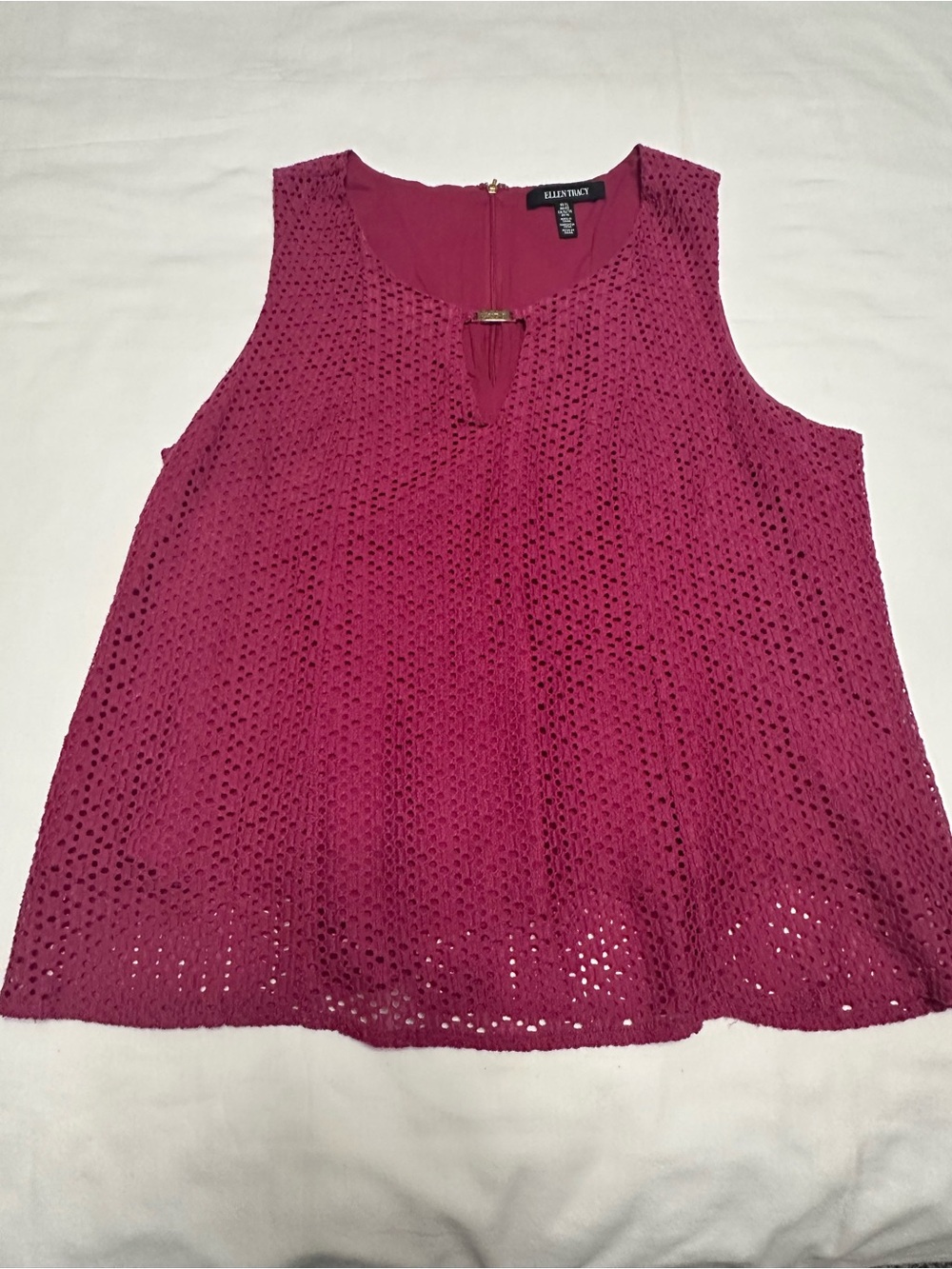 Ellen Tracy Sleeveless Crochet Shell in Berry Pink - XL